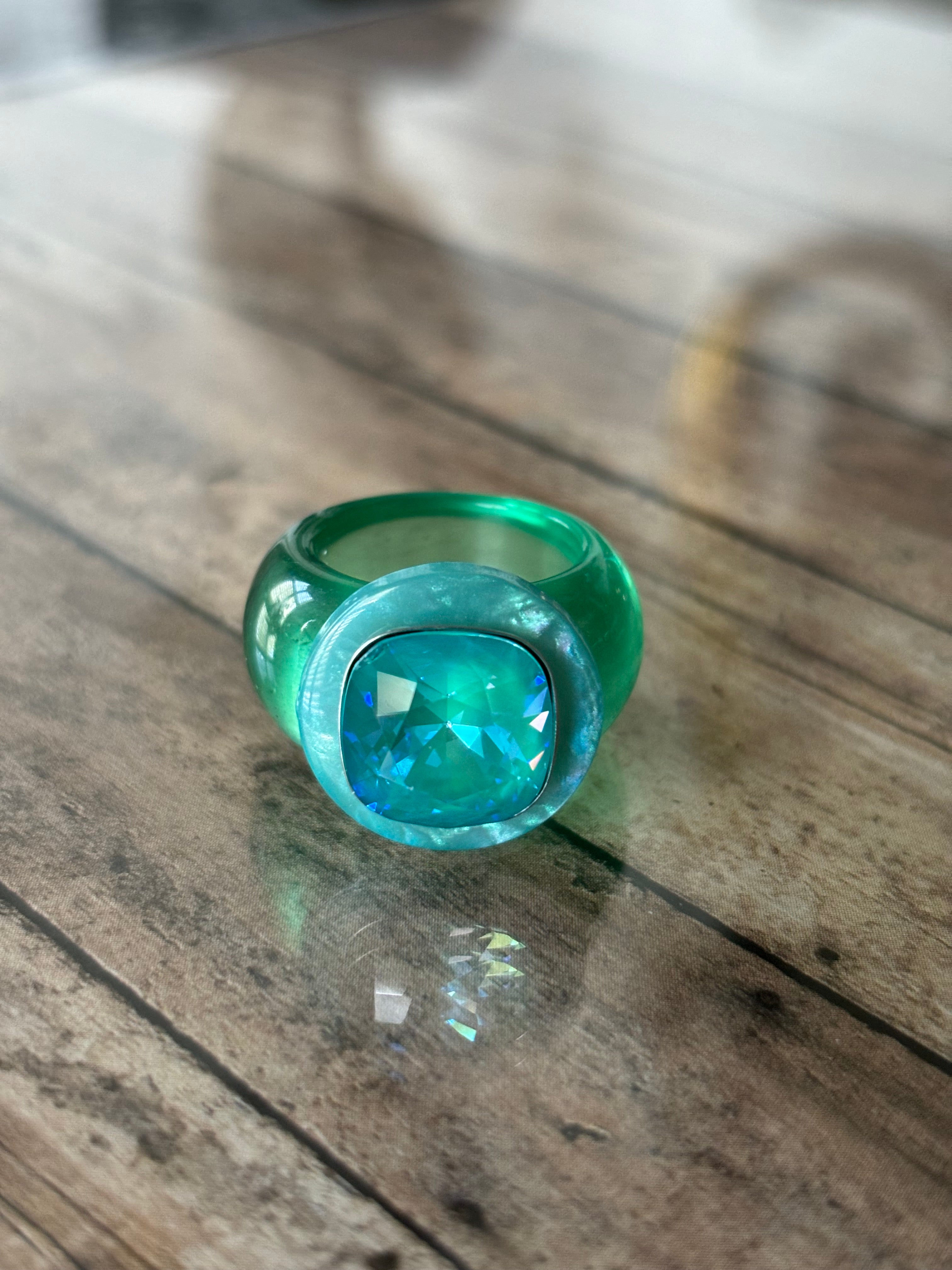 Orb ring - Aquafina (size 6)