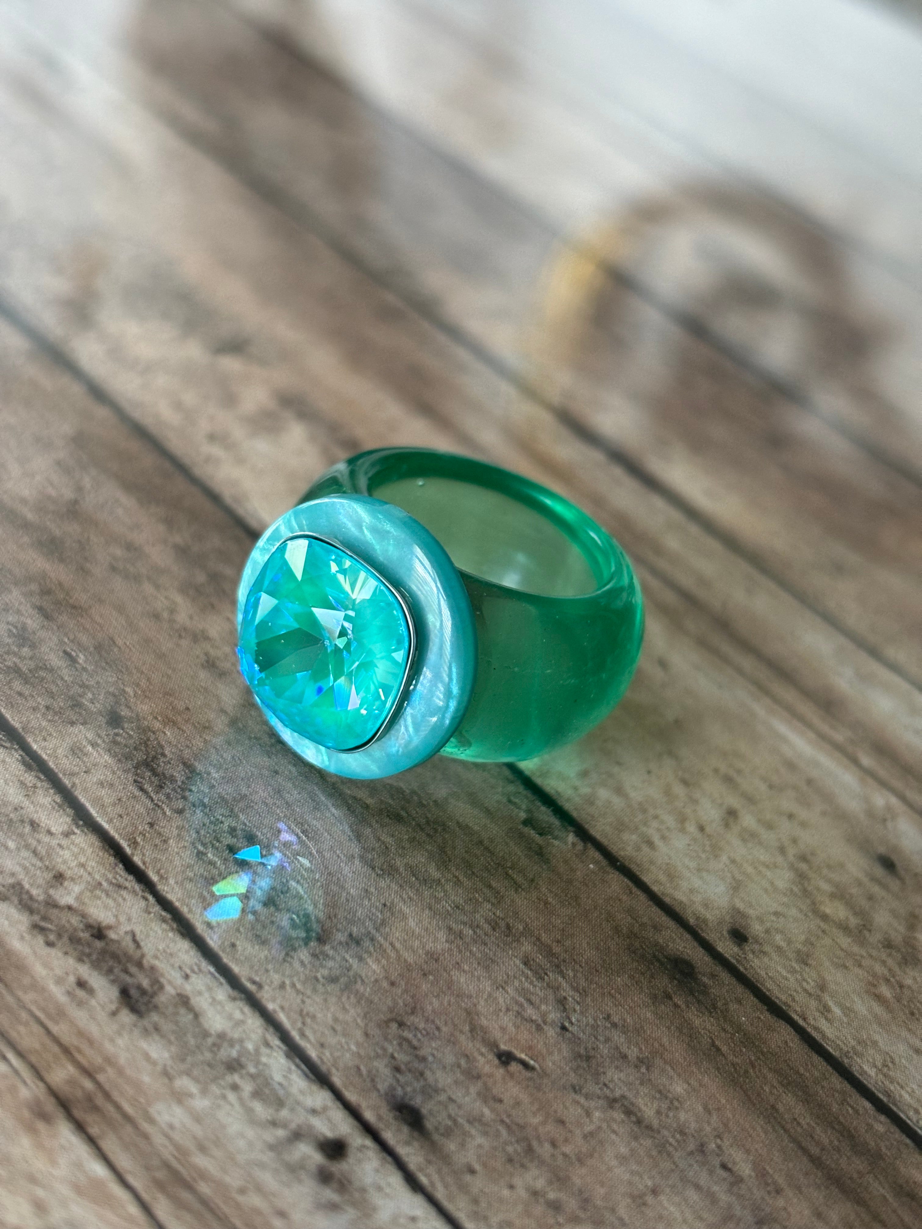 Orb ring - Aquafina (size 6)