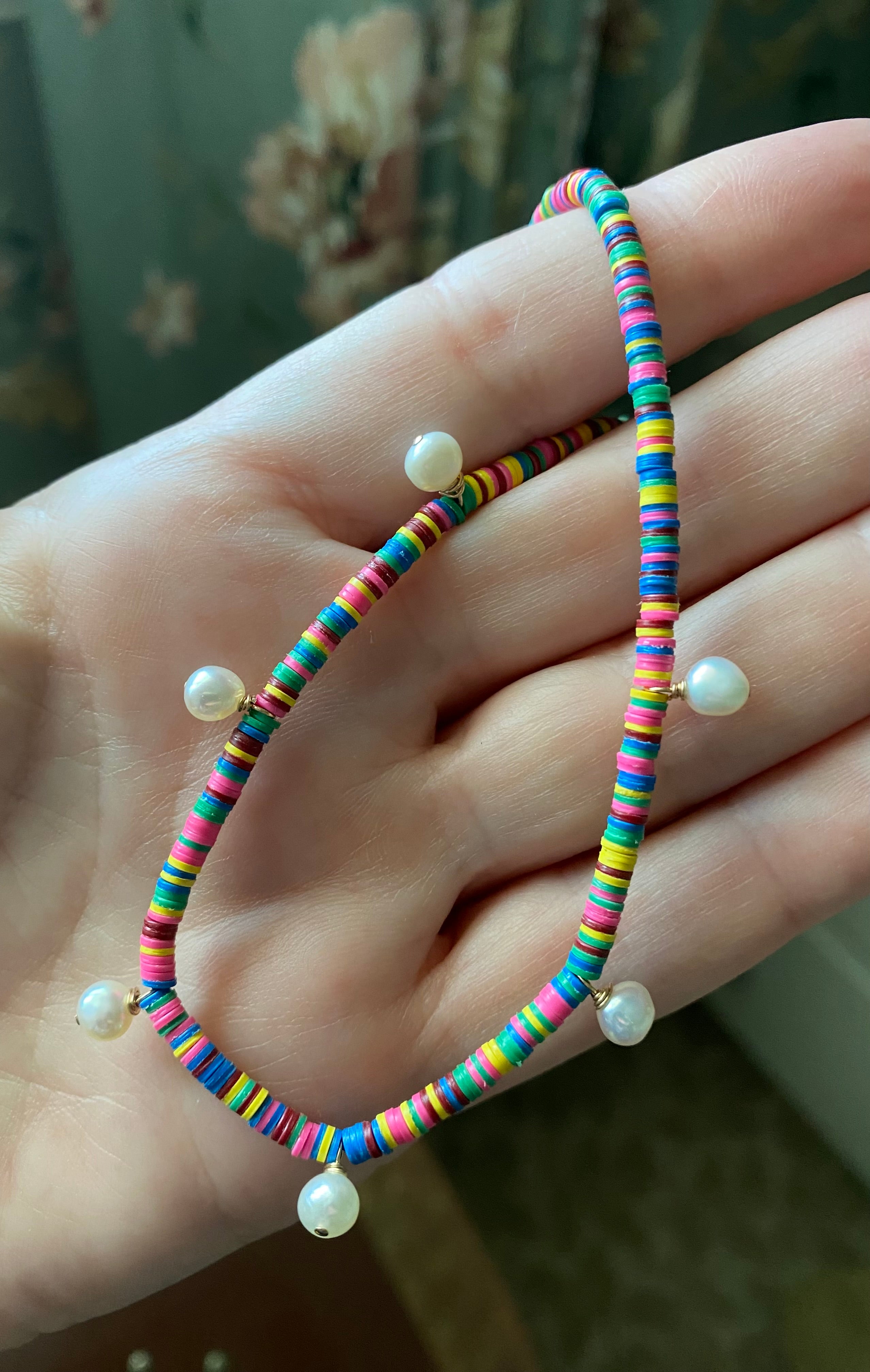 Multicolor pearl dangle necklace