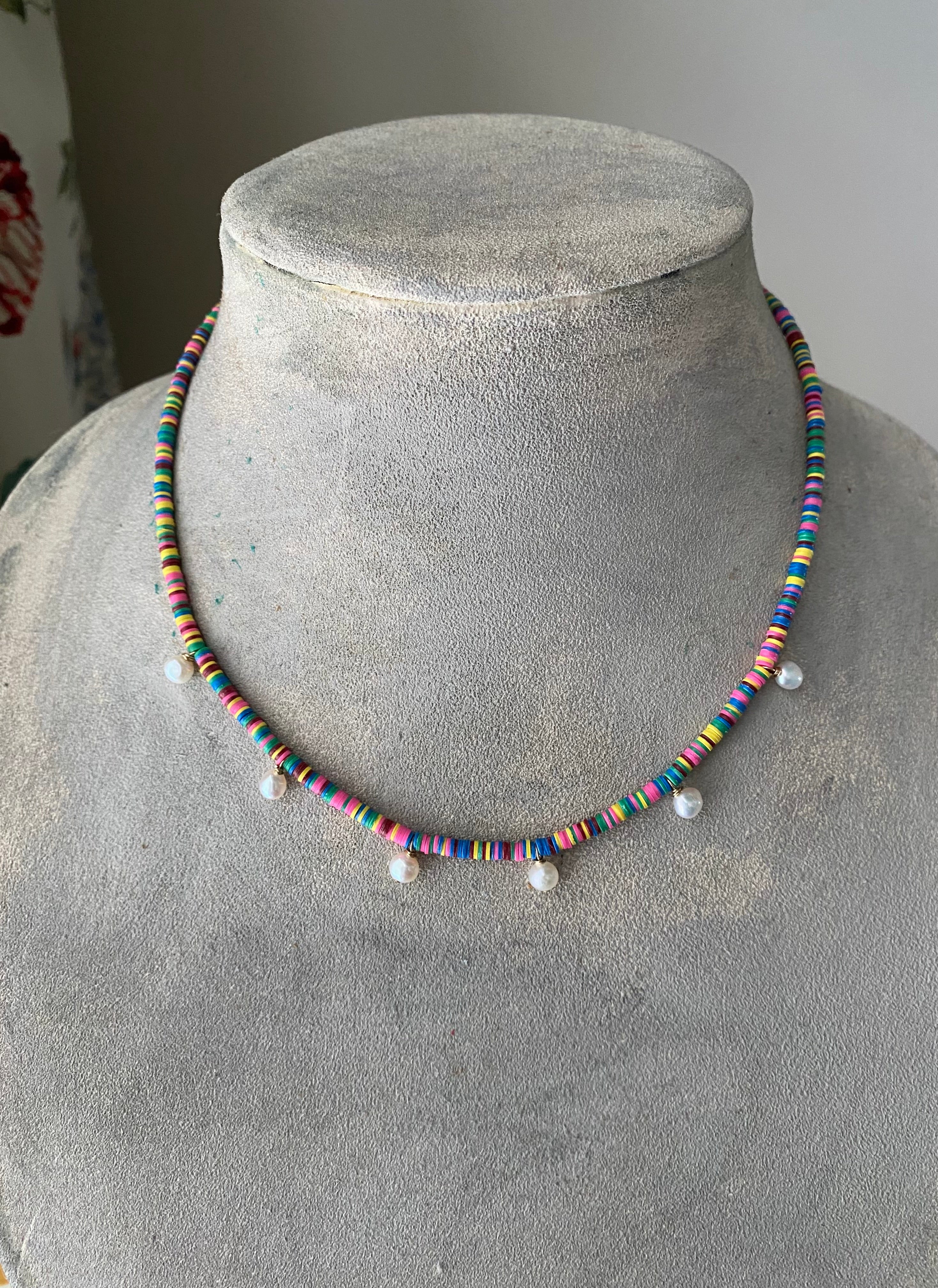 Multicolor pearl dangle necklace