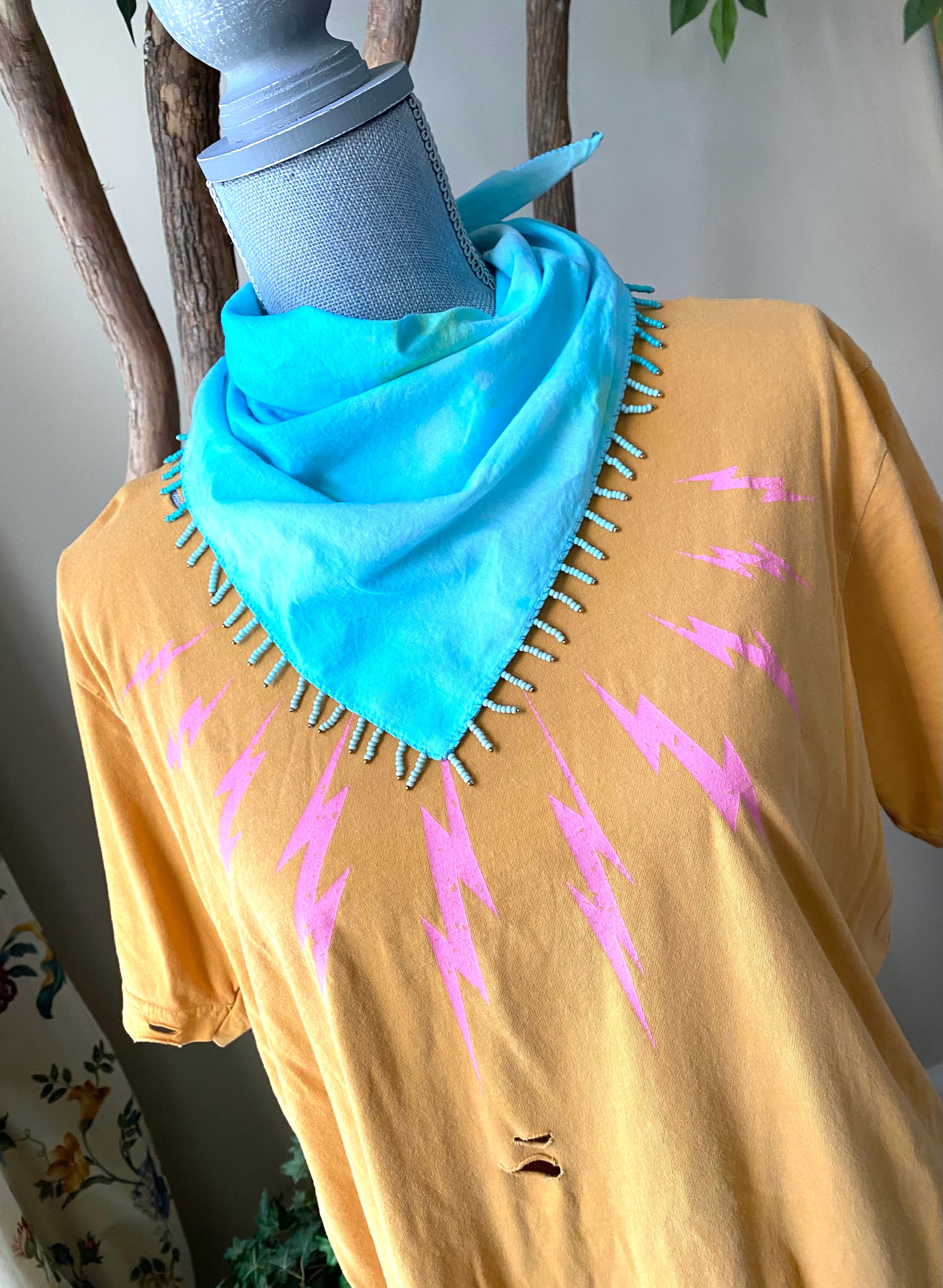 Beaded bandana necklace - Island Time