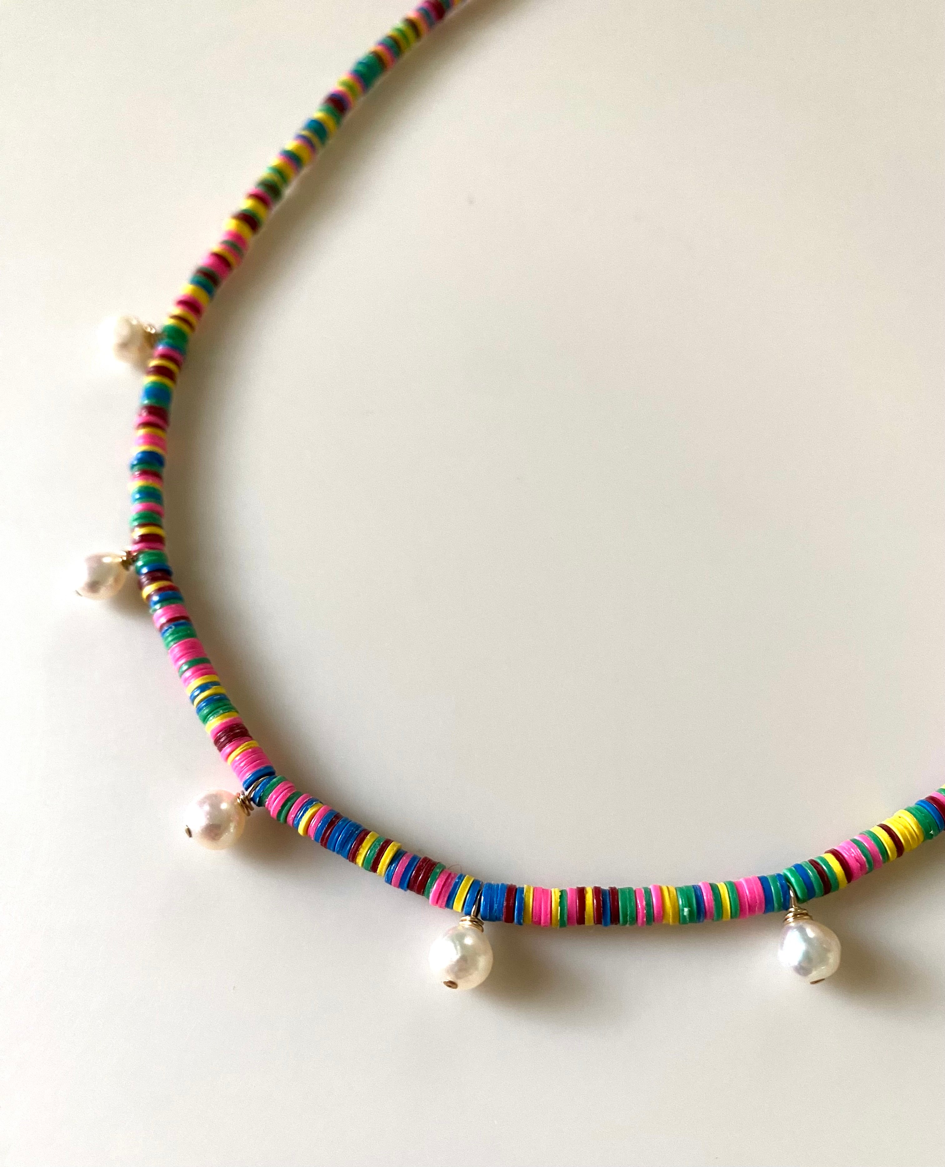 Multicolor pearl dangle necklace