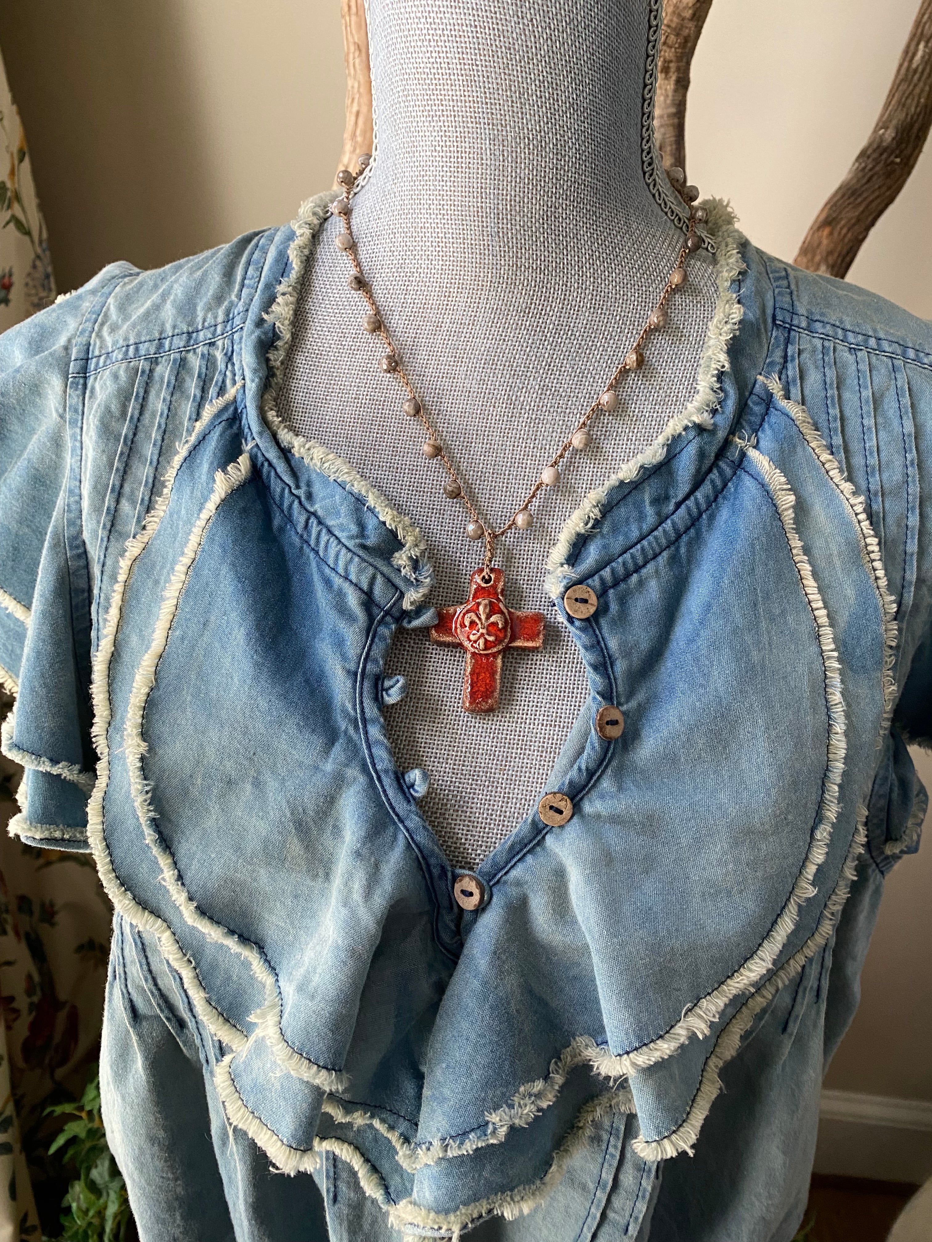 Crochet cross necklace