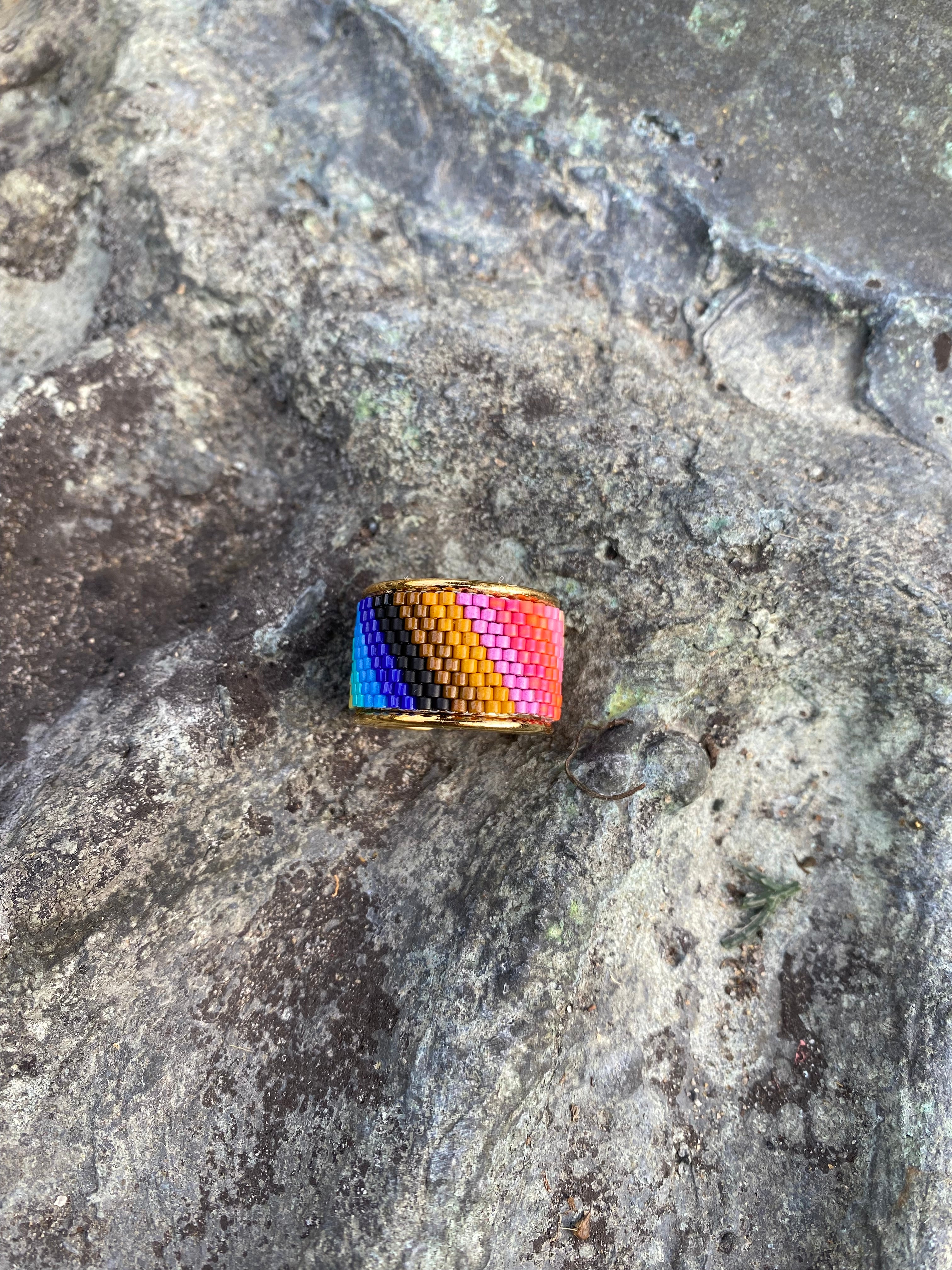 Beaded wide band ring - Mod Rainbow