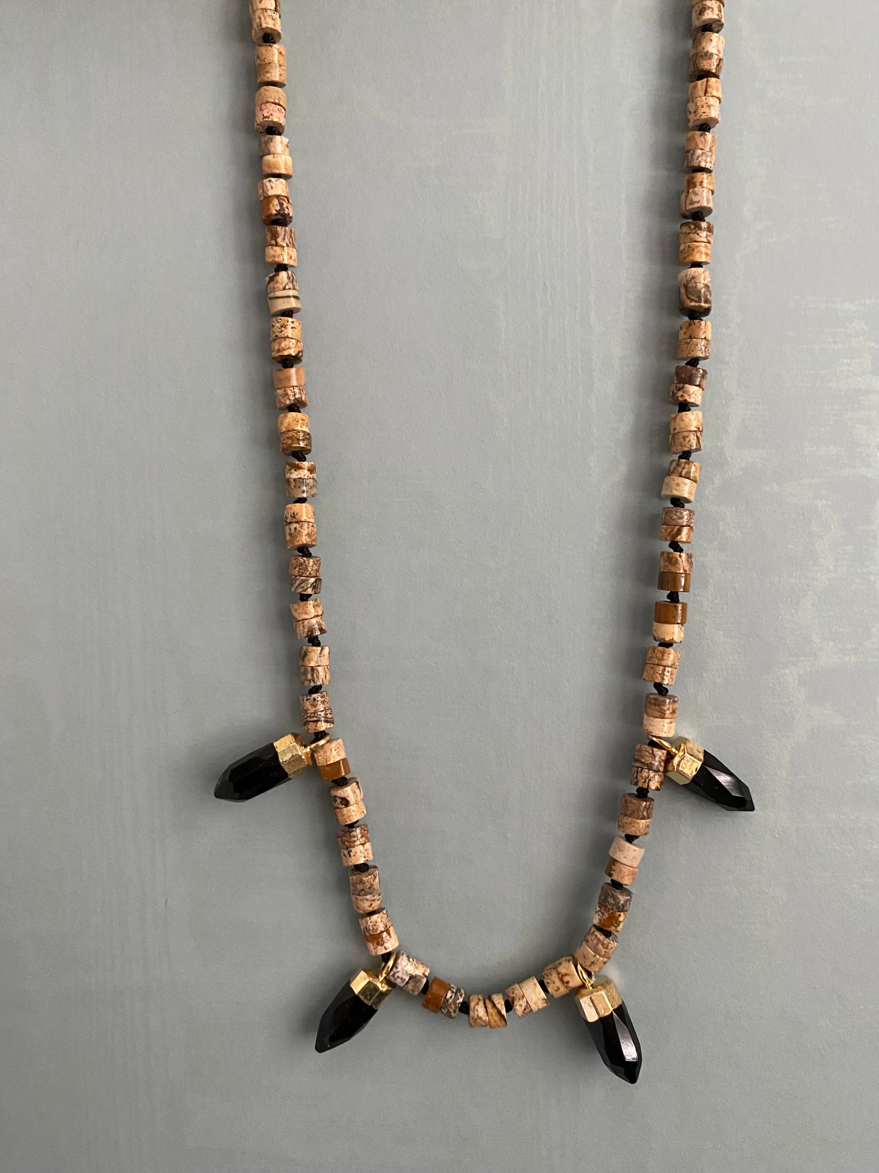 Knotted layering necklace with onyx