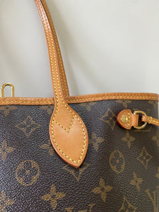 Louis Vuitton Neverfull PM tote