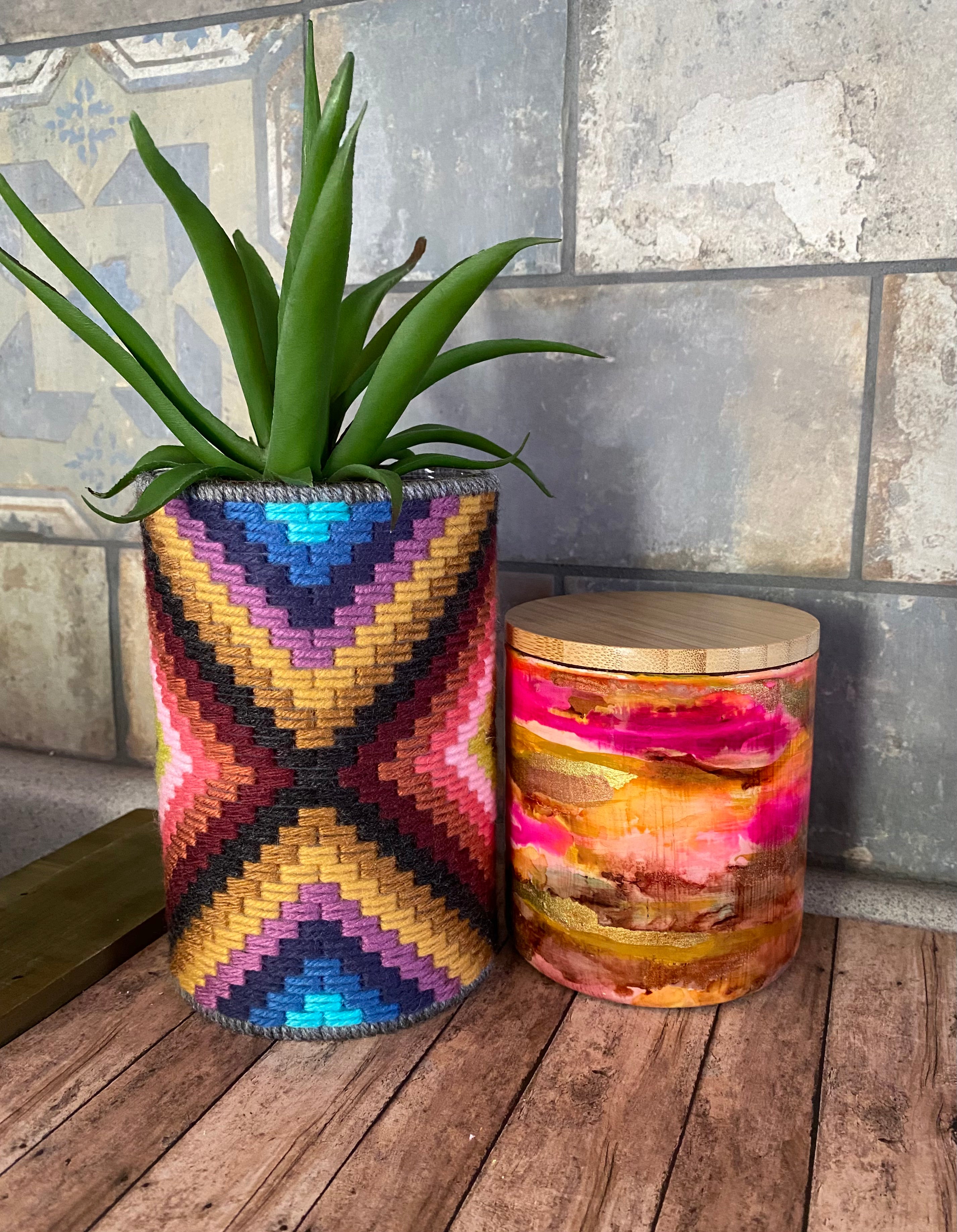 Needlepoint glass jar w/ bamboo lid - Naples