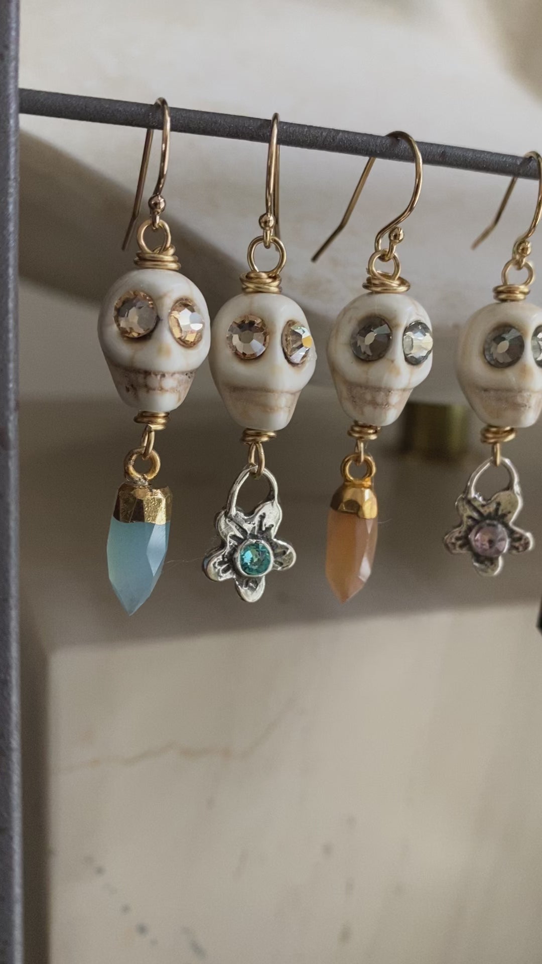 Skull earrings - Skeleton Key