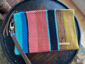 Handwoven wristlet clutch bag - Sedona