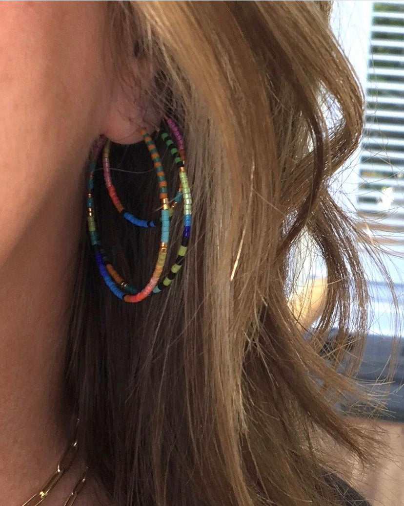 SKINNIES colorful beaded hoops - Mini Rio