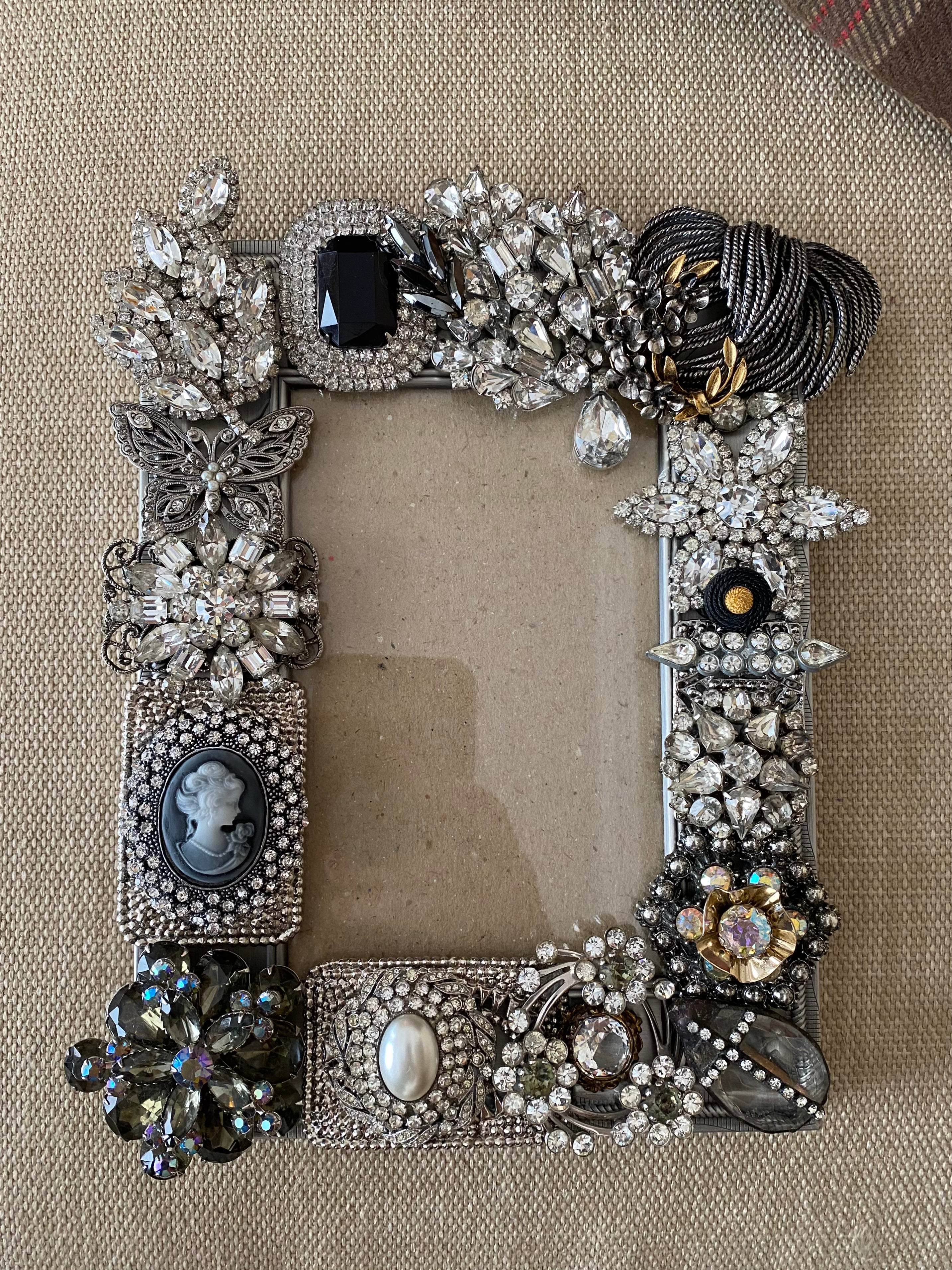 Repurposed antique jewelry frame - Cameo